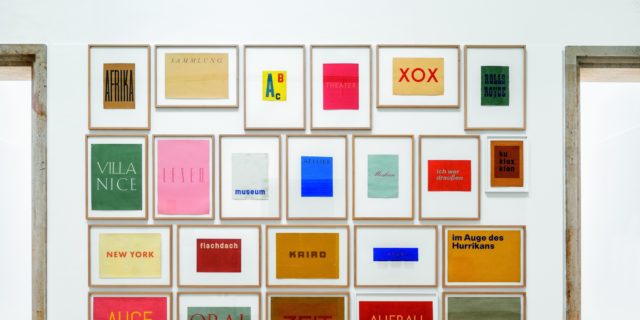 Wortbilder, 1957-1958, Franz Erhard Walther. Shifting Perspectives Ausstellungsansicht, Haus der Kunst, 2020, Foto: Markus Tretter