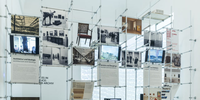 Archiv Galerie 2020/21: Archives in Residence – euward Archiv, Installationsansicht Haus der Kunst, 2020, Foto: Maximilian Geuter