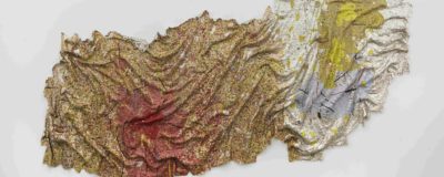 El Anatsui Gravity and Grace, 2010 aluminum and copper wire, 190 x 441 inches (482 x 1120cm) Collection of the Artist, Nsukka, Nigeria, Courtesy Jack Shainman Gallery, New York
